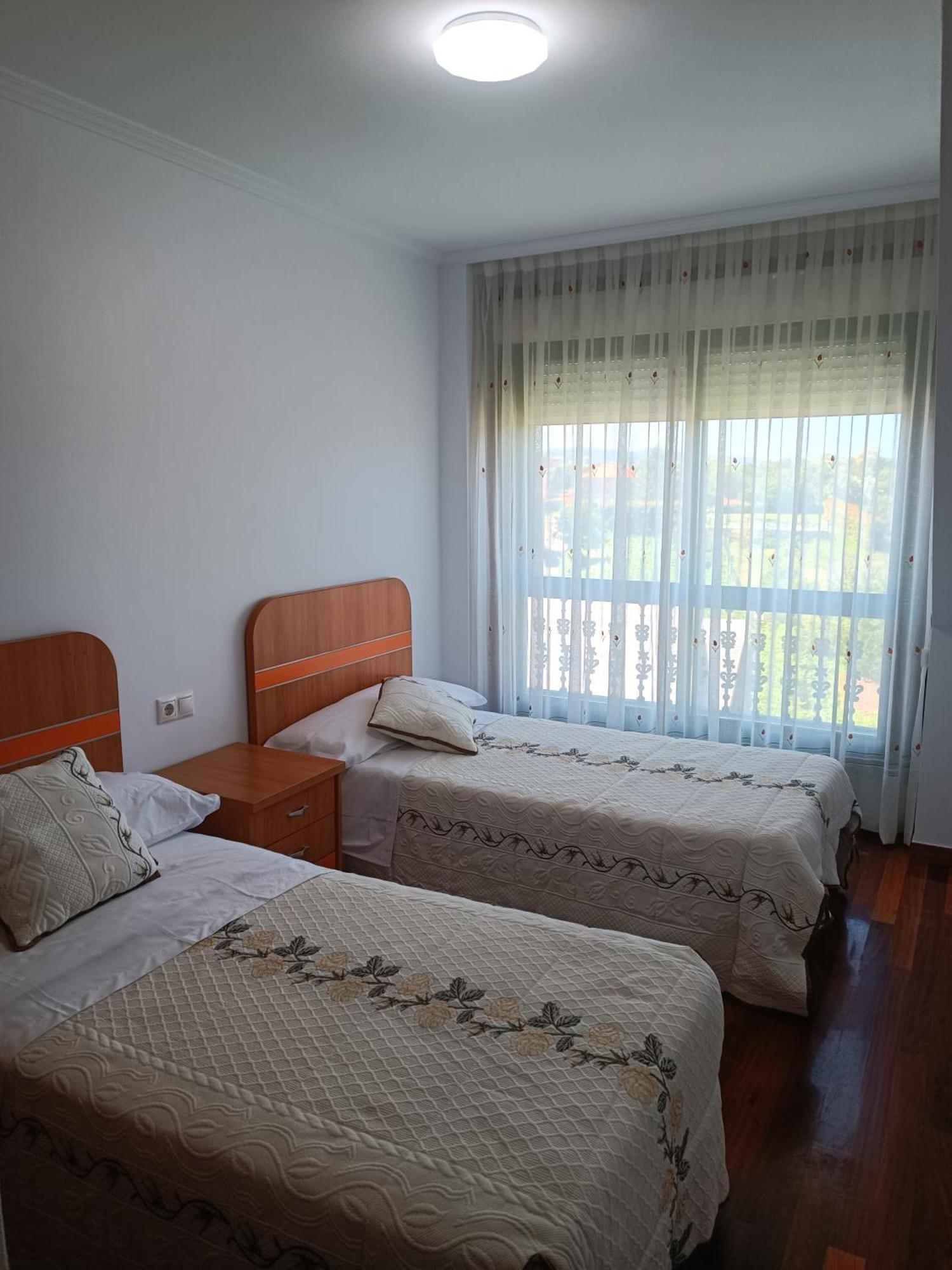 Atico Con 3 Habitaciones En Poio Esterno foto